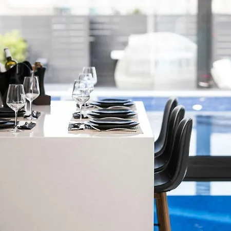 Zambelis Penthouse Apartment *