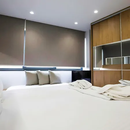 Zambelis Penthouse Apartment *